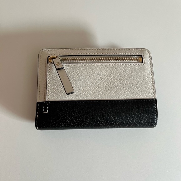 Kate Spade Wallet - Picture 3 of 4